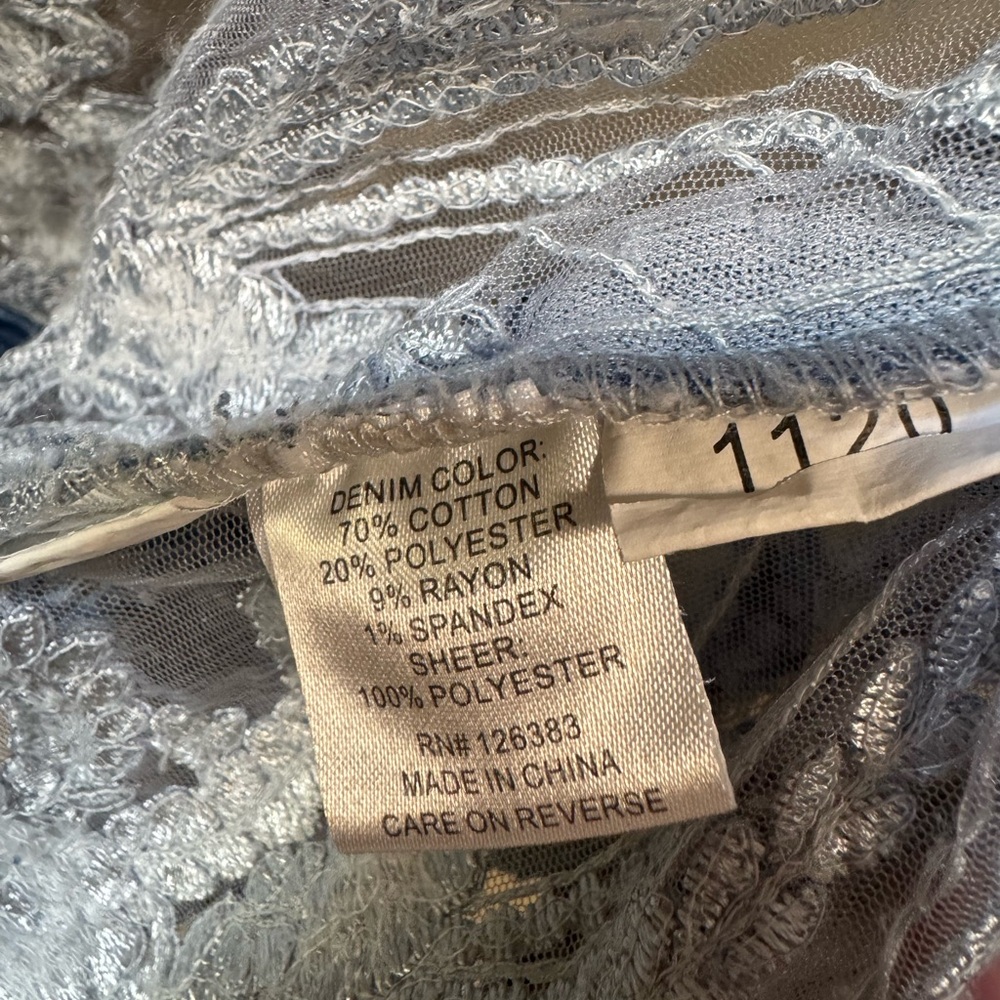 Elegant Blue Embroidered Sheer Denim Jacket - Picture 10 of 10